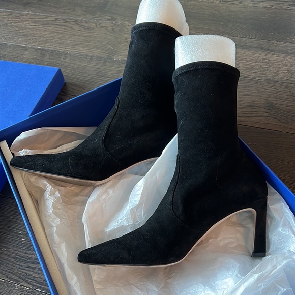 stuart weitzmman black suede - Picture 3 of 5